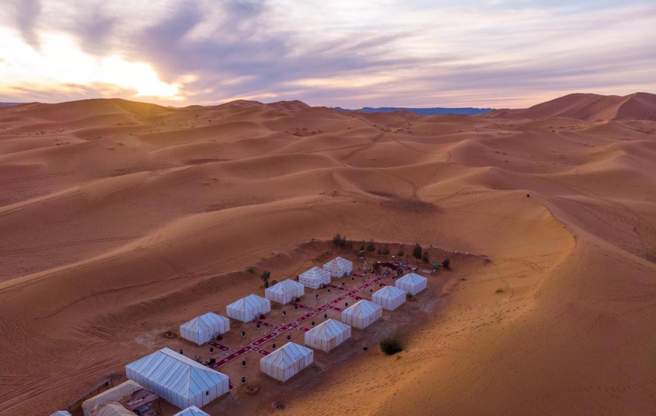 Silver Luxury Camp Merzouga Exteriör bild